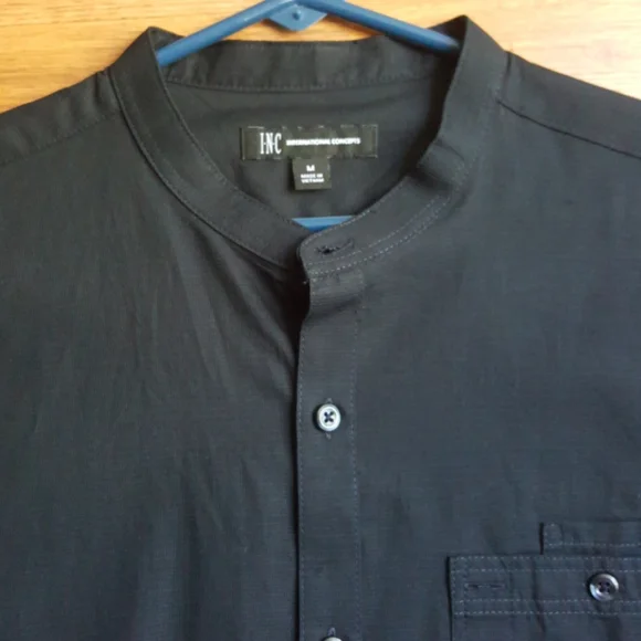 Inc International Concept men’s button down shirt